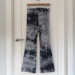 Arden B Vintage Black and White Tie Dye Flared Pants!